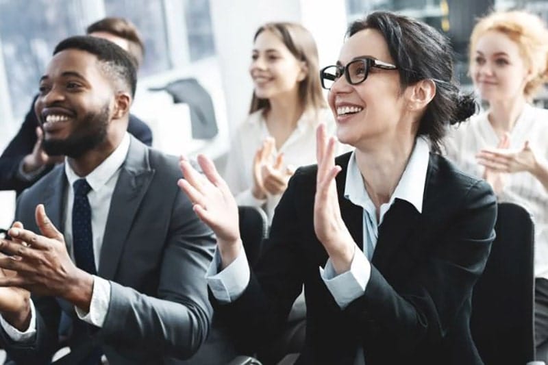 Magicien événement d'entreprise séminaire