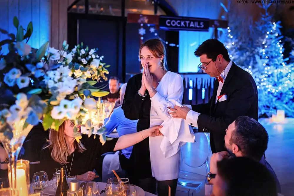 Magicien soirée de mariage